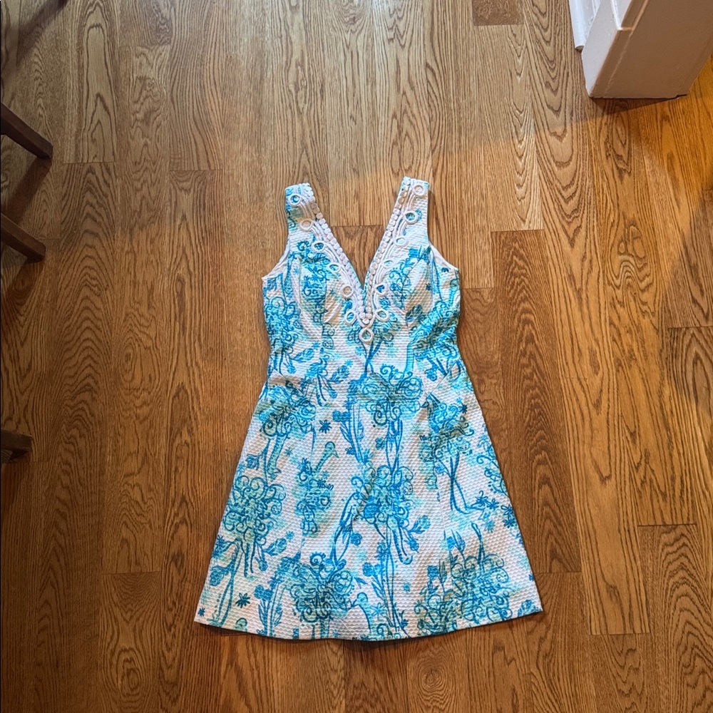 Lilly Pulitzer Turquoise and White Patterned Dress 4